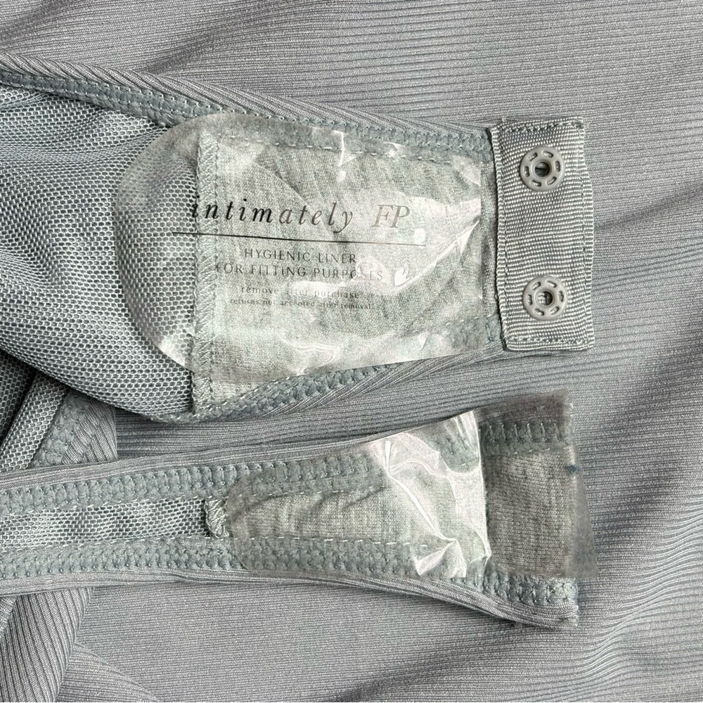 NEW Free People Intimately Victoria Plunge Bodysuit Size L Weathervane Gray Flaw - Picture 15 of 15